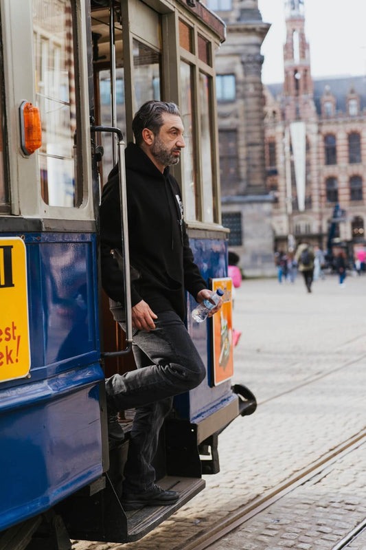 BLUE FLOWERS - BLACK